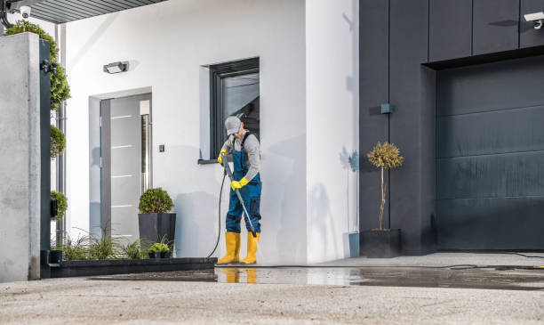 Best Commercial Pressure Washing in Conrad, IA